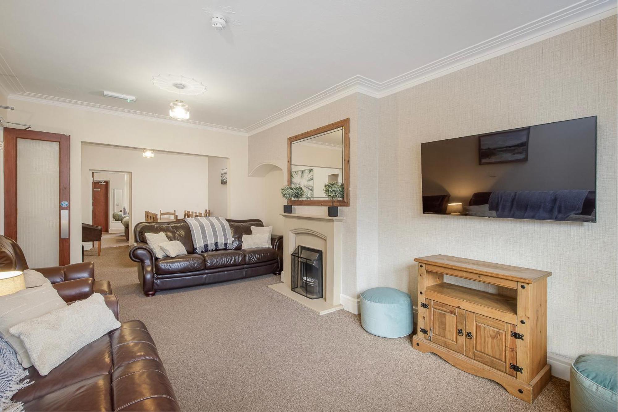Arnside - Spacious 10-Bedroom Seaside Cottage Blackpool Zewnętrze zdjęcie